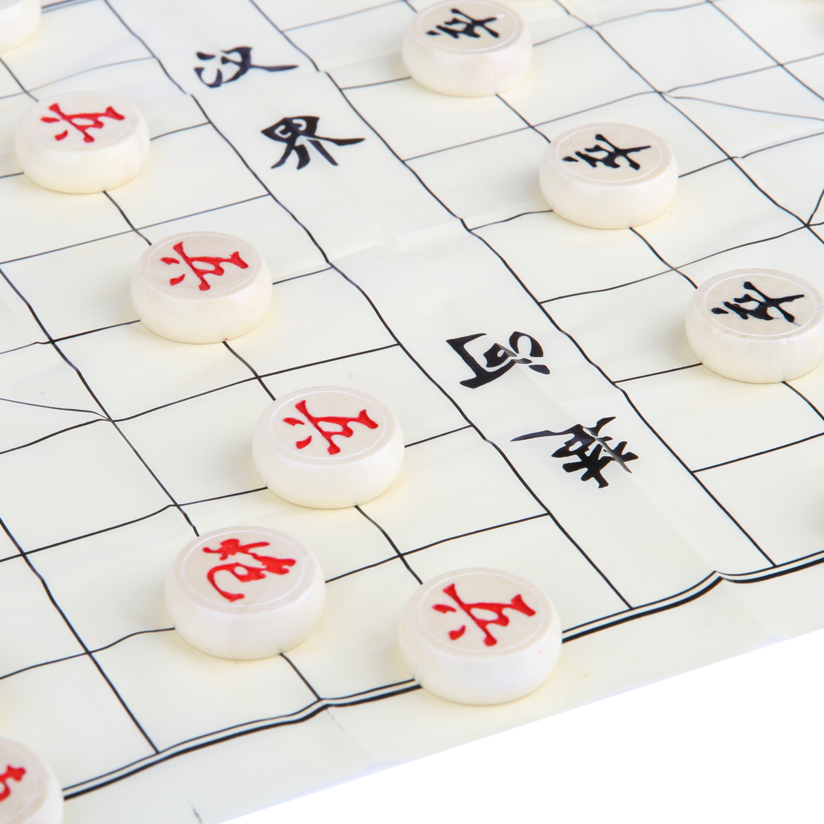 尊龙凯时9565中国象棋(白)(盒)